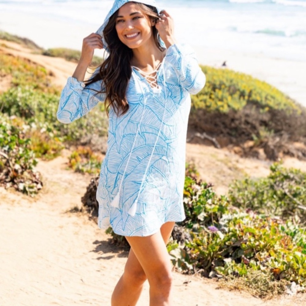 Charlie Holiday Coco Coverup Tunic-Large
